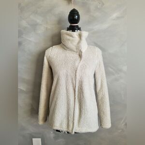 Lululemon Ivivva Sherpa Fleece Jacket Sweater Sz 10 Cream Fuzzy Teddy 2 Snap